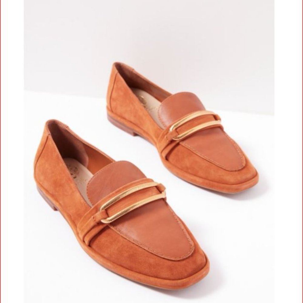 Vince Camuto Henchila Flat